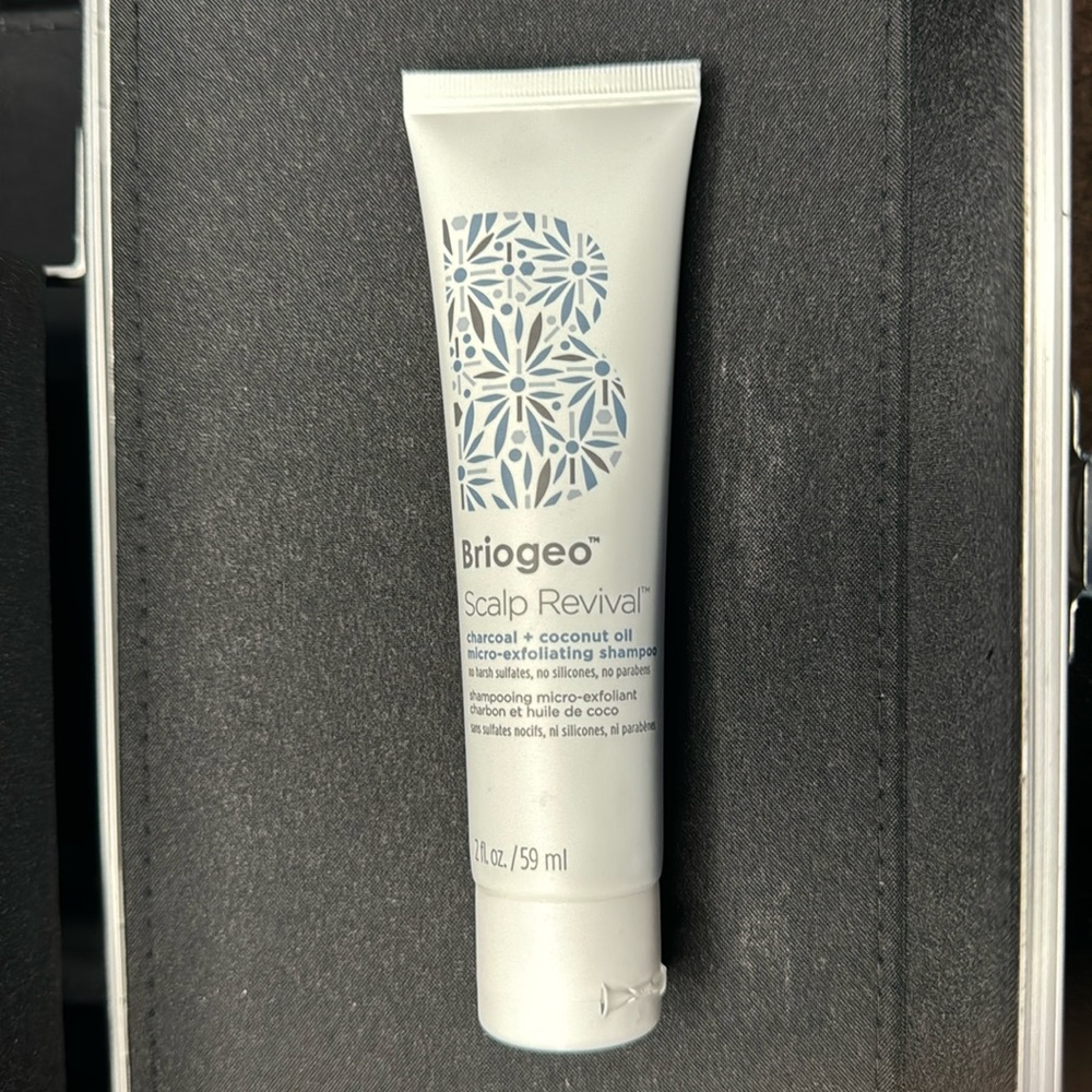 Briogeo Scalp Revival Charcoal + Coconut Oil Micro-Exfoliating Shampoo Travel